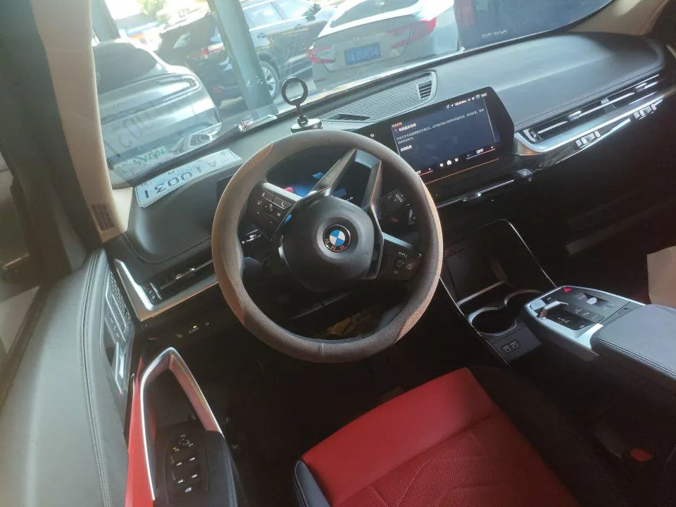BMW 2023 X1 sDrive20Li 1.5T X Design Package Automatic Transmission 2