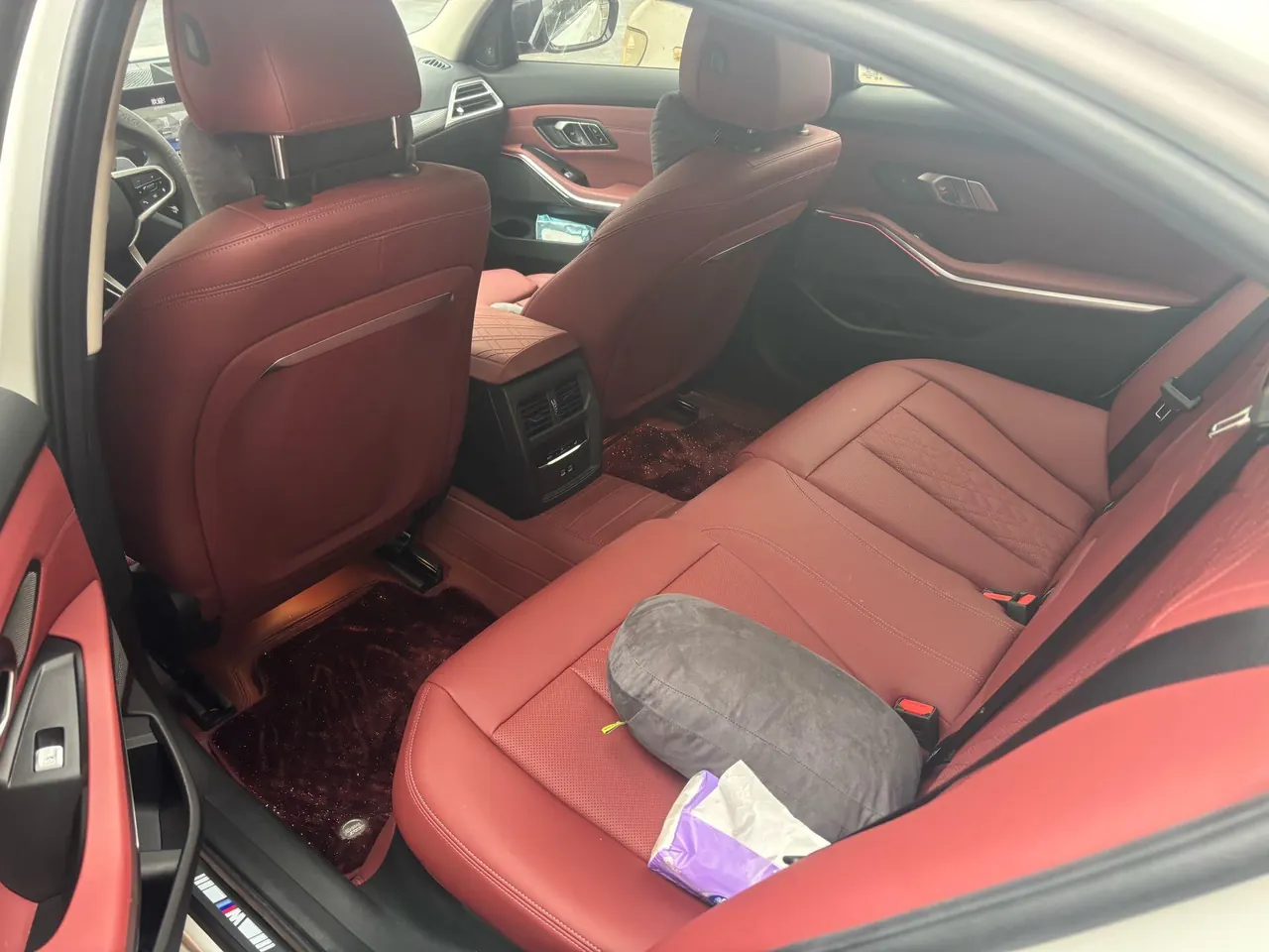 BMW 3 Series 2025 330Li 2.0T M Sports Obsidian Night Suit Automatic Gear 5