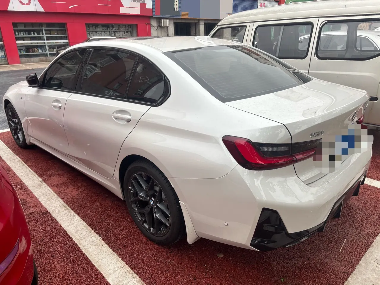 BMW 3 Series 2025 330Li 2.0T M Sports Obsidian Night Suit Automatic Gear 8