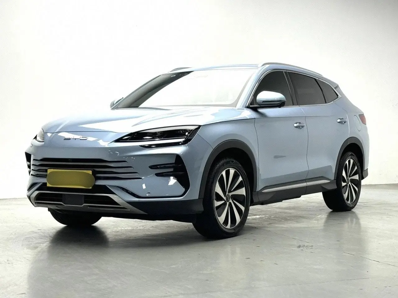 BYD 2023 Song PLUS DM-i 1.5 Stepless Champion Edition 150KM Flagship PLUS Automatic Gear - View 1