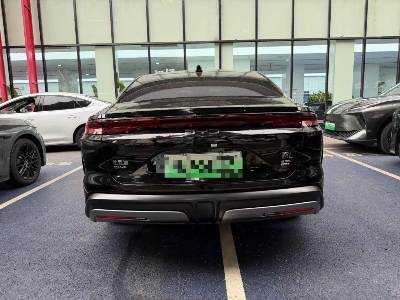 BYD 2025 Han L DM-p 1.5T Stepless Four-wheel Drive Laser Radar Flagship Automatic Gear 3