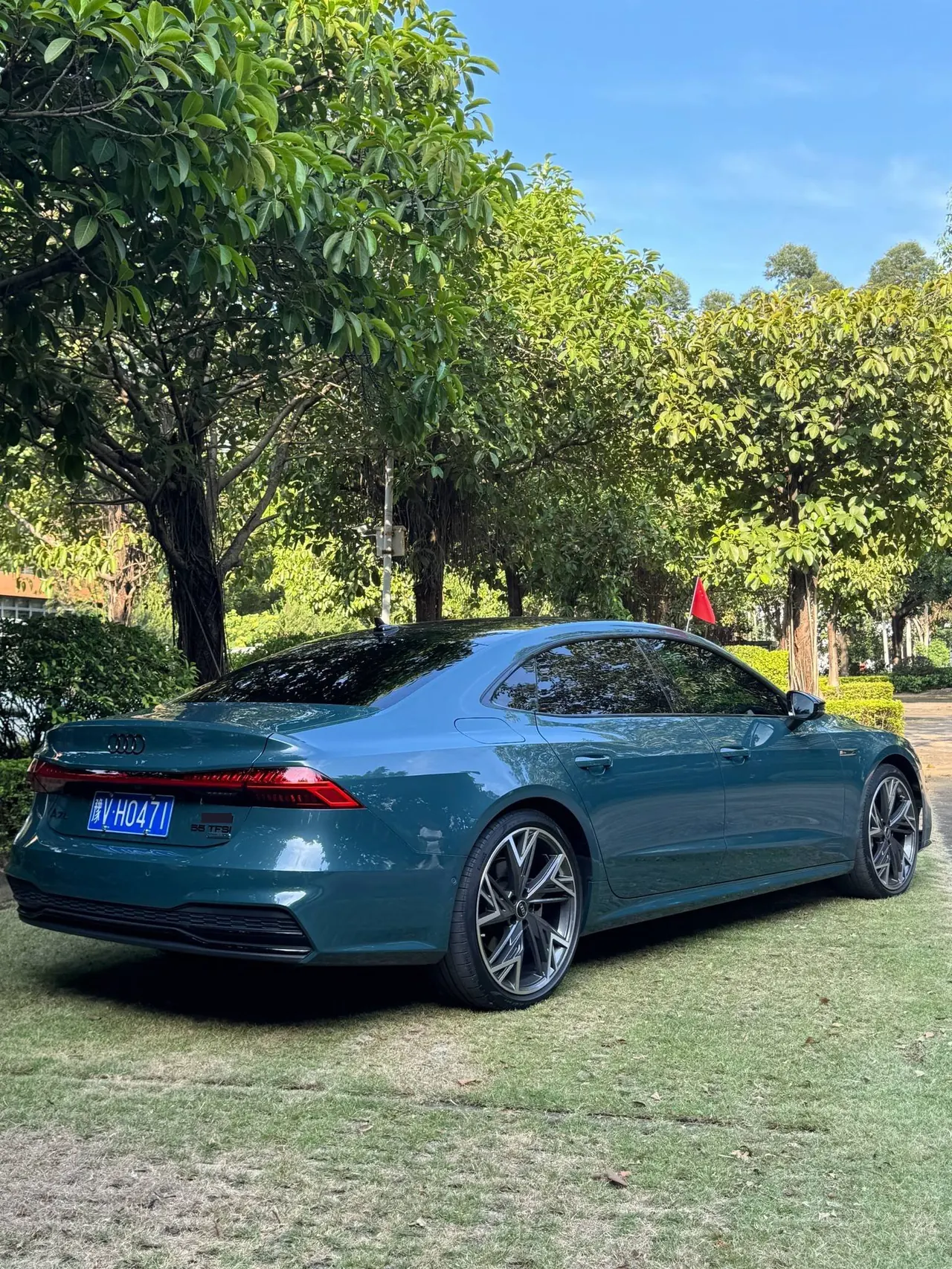Audi 2022 A7L 48V 3.0TFSI 55TFSI Quattro S-line edition one advance automatic gear 4