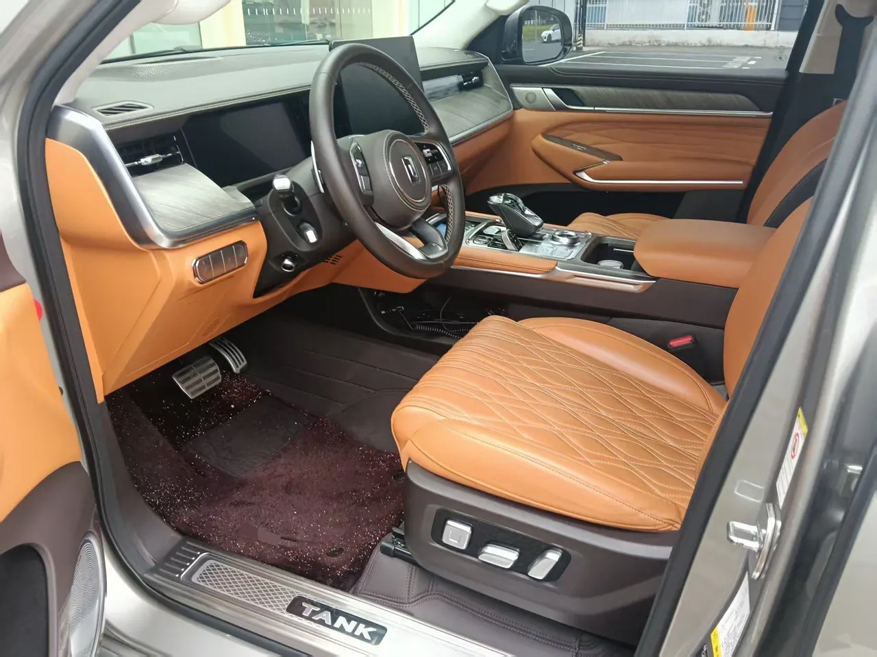 Tank 2022 Tank 500 48V 3.0T Business Edition Dengfeng 5-seat Automatic Gear 3