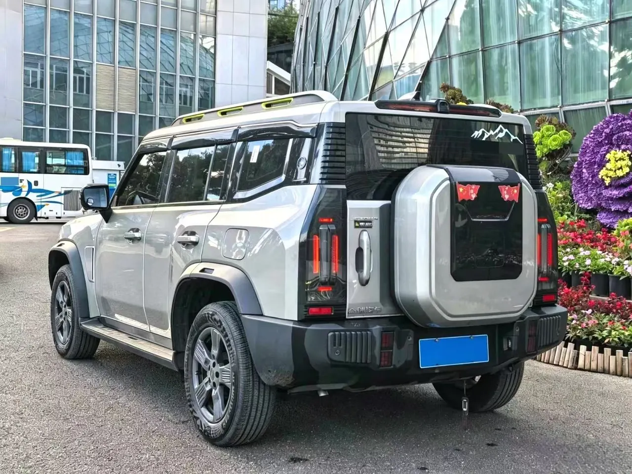 Jetour 2023 Travelers 1.5T Two-Drive Discovered Automatic Gear 10