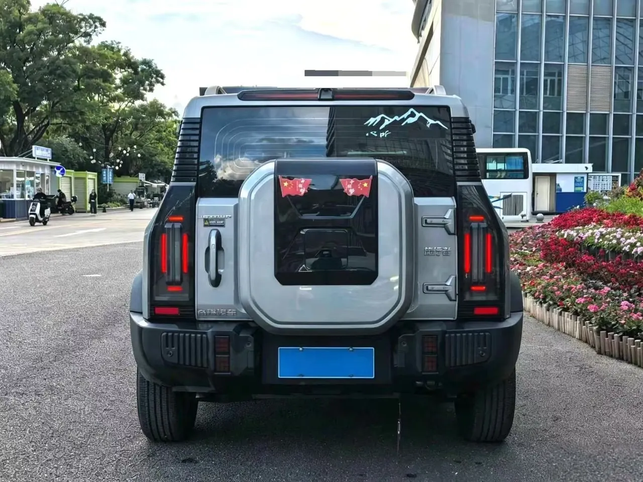 Jetour 2023 Travelers 1.5T Two-Drive Discovered Automatic Gear 9