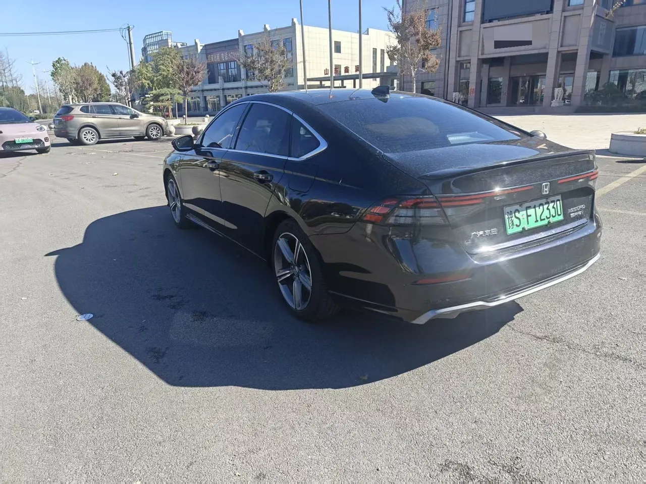 Honda Accord New Energy 2023 11th Generation Accord e:PHEV 2.0 Stepless Premium Edition Automatic Gear 4