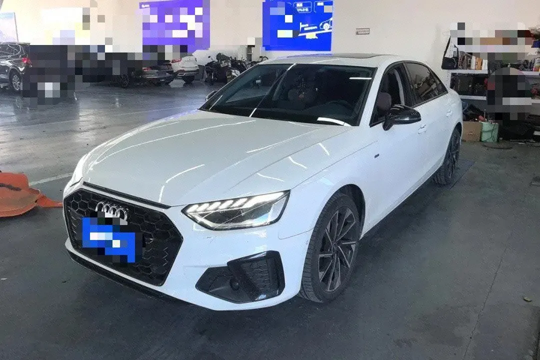 Audi 2022 A4L 2.0TFSI 40TFSI Deluxe Dynamic Automatic - View 1
