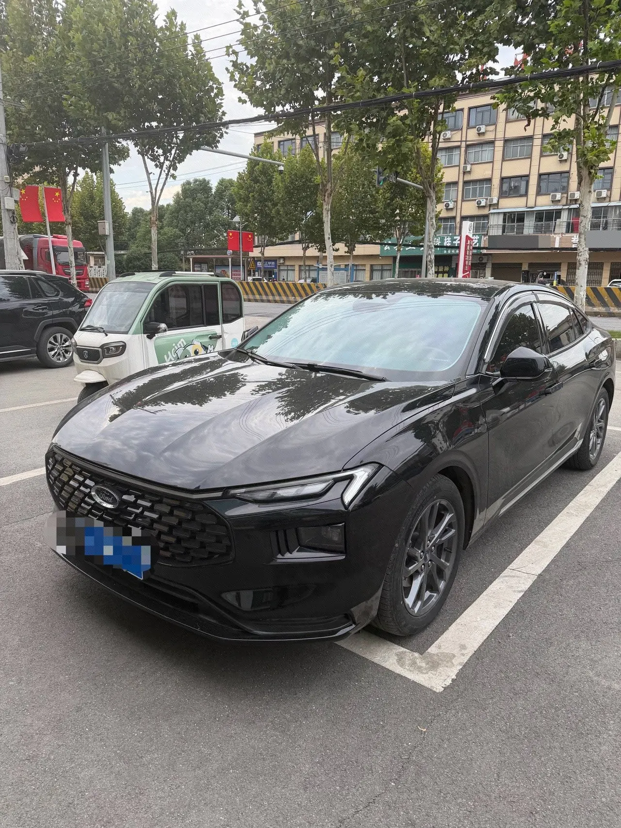 Ford 2025 Mondeo 2.0T EcoBoost Luxury Automatic - View 1