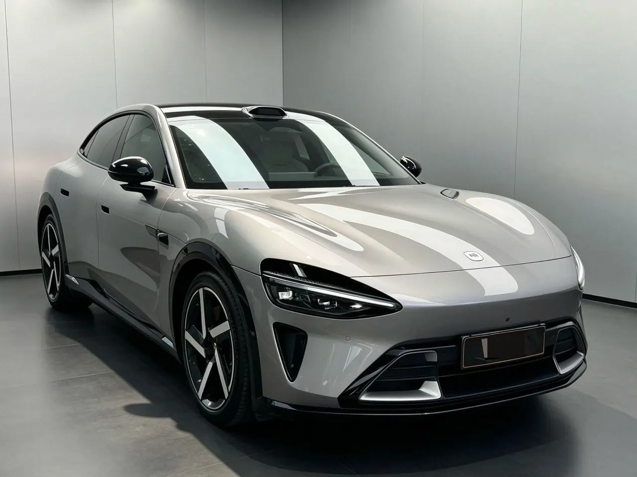 MI 2025 YU7 Long Endurance High Performance Four-wheel Drive Max Edition Automatic Gear 3