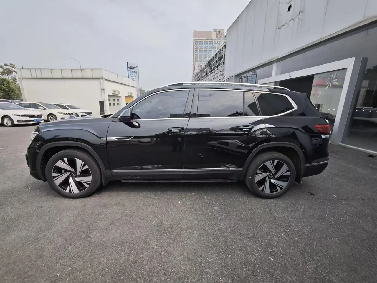 Volkswagen 2022 Tuang 2.0TSI 380TSI Four-wheel Drive Deluxe Edition Automatic Gear 2
