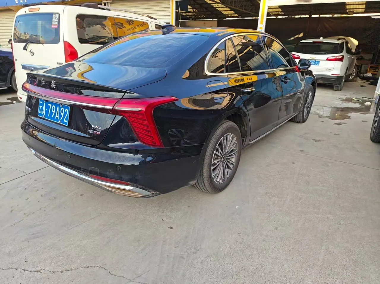 HongQi 2025 H5 1.5T Xuan Ying 2 million Commemorative Automatic Gear 5