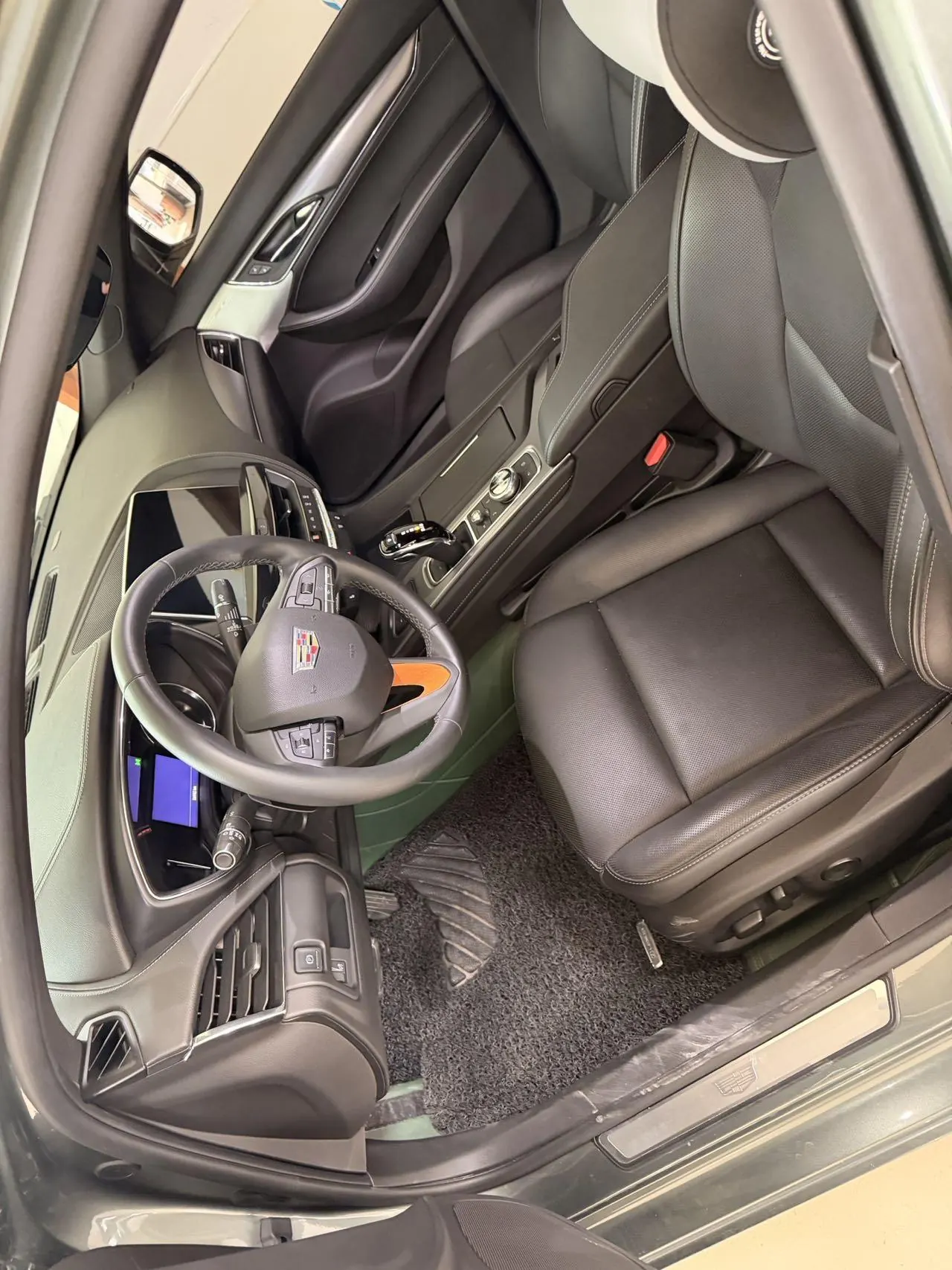 Cadillac 2022 CT5 2.0T 28T luxury automatic gear 8