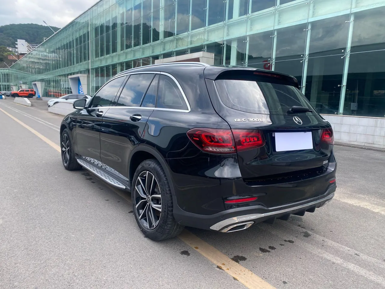 Mercedes Benz 2022 GLC 300 L 4MATIC 2.0T Dynamic (Modified) Automatic Gear 10