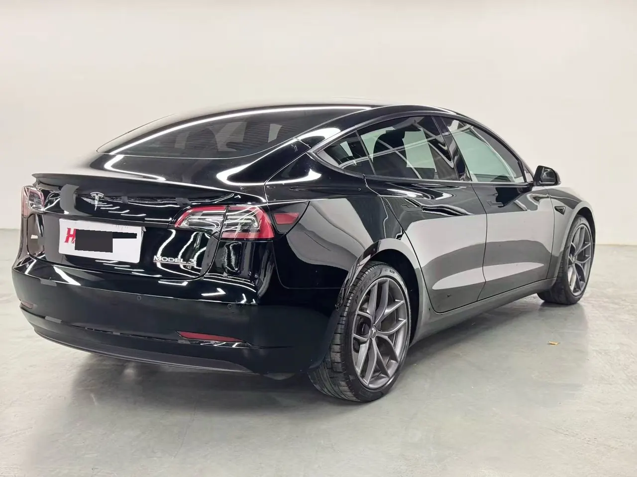 Tesla 2022 Model 3 Performance high-performance all-wheel drive automatic transmission 8