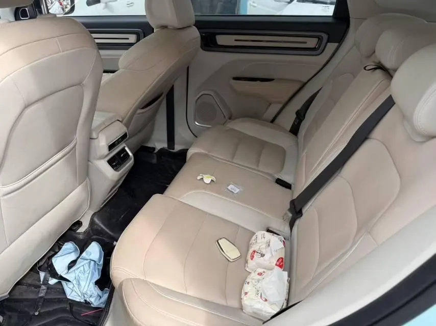 Geely 2023 icon 1.5TD chocolate alcohol version automatic gear 3