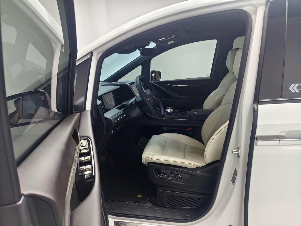 Chuanqi 2023 M8 2.0T 400T Master Series Flagship Automatic Gear 7