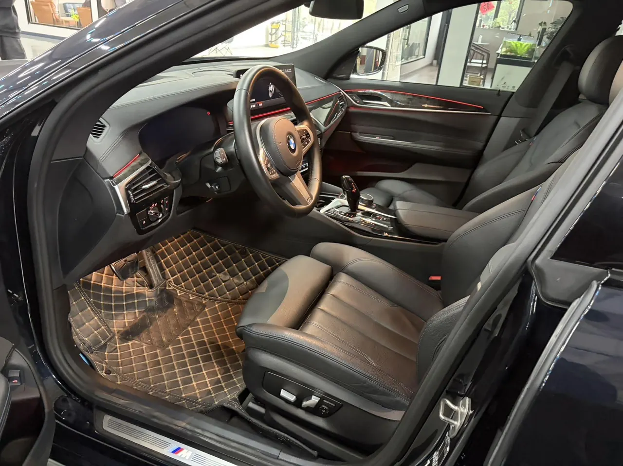 BMW 6 Series GT (Imported) 2024 GT 630i 2.0T M Sports Premium Package Automatic Gear 5