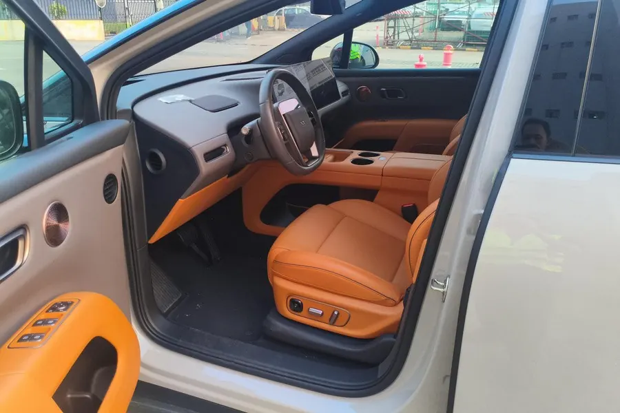 Li 2025 i8 Standard Edition Automatic Gear 10
