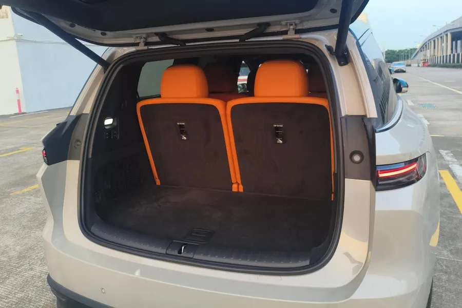 Li 2025 i8 Standard Edition Automatic Gear 18