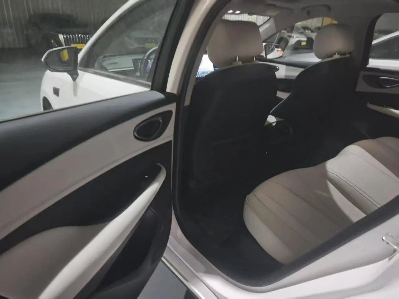 BYD 2025 seals 05 DM-i 1.5 stepless smart driving version 120KM flagship automatic gear 5