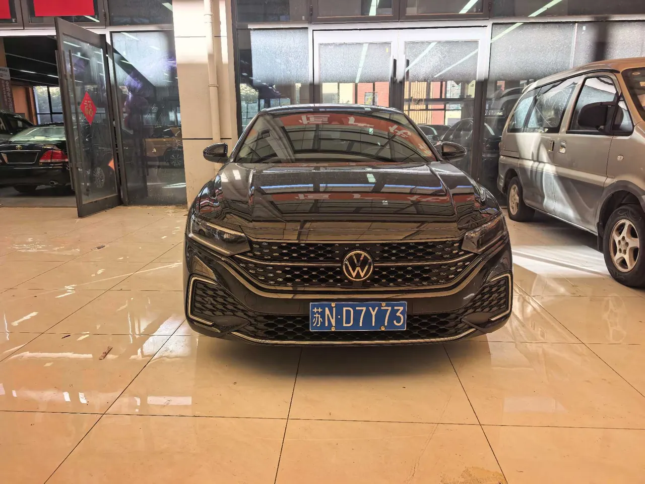 Volkswagen 2024 Passat 2.0TSI 380TSI Star Dragon Edition Automatic Gear 3