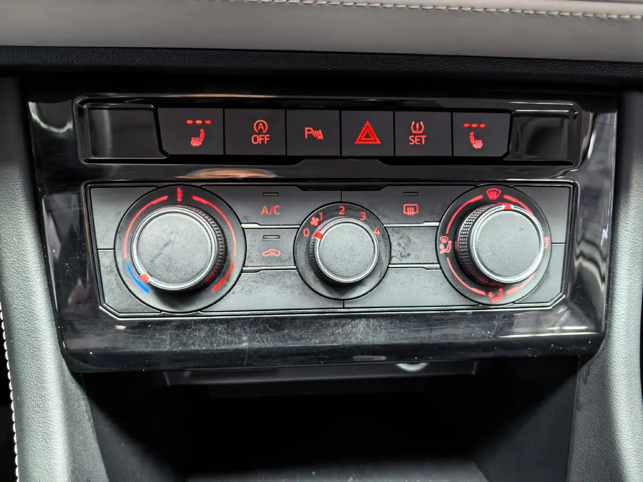 Jetta 2023 Jetta VS5 1.4TSI 280TSI progressive automatic 12