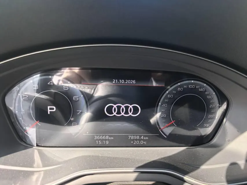 Audi 2022 A4L 2.0TFSI 40TFSI Deluxe Dynamic Automatic 8