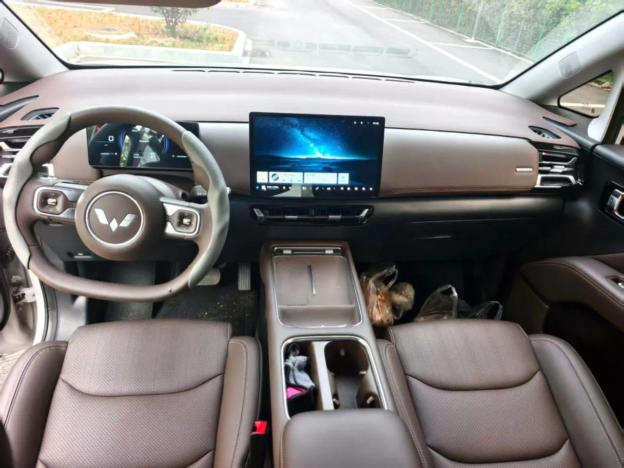 WuLing 2025 Starlight 730 1.5 Stepless 125km Luxury Automatic Transmission 6
