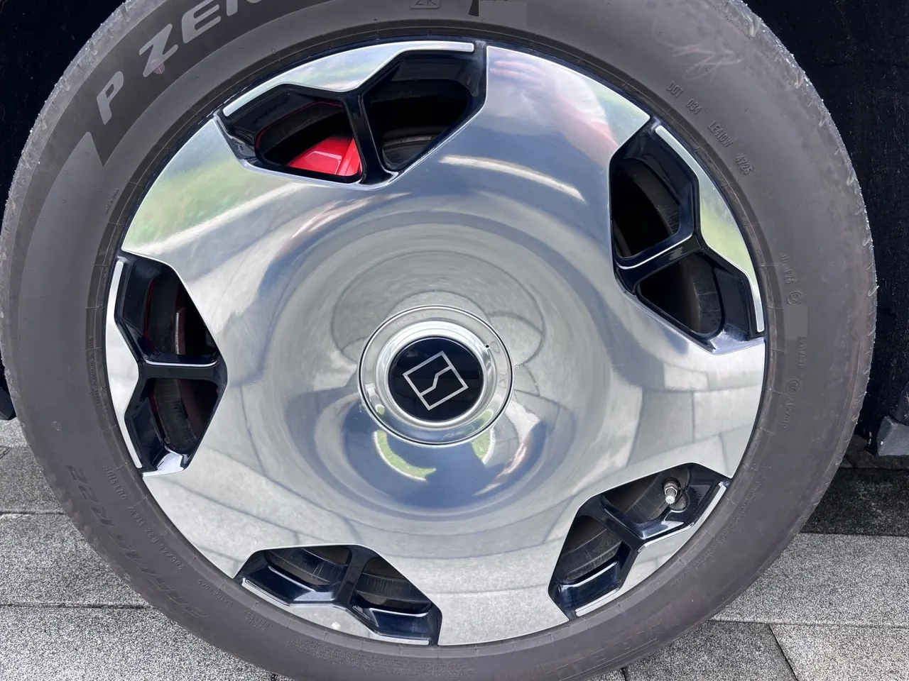 Zeekr 2025 Zeekr 9X 2.0T Ultra Edition 70kWh Automatic Gear 13