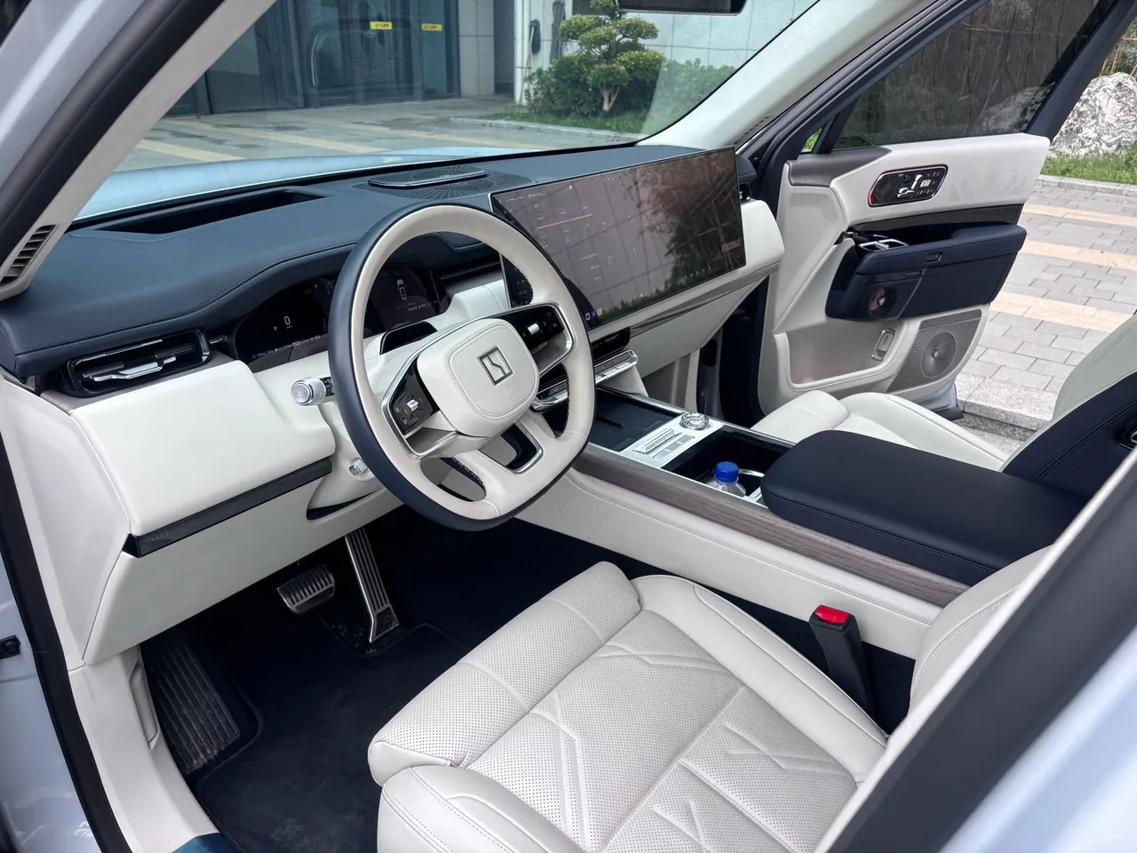 Zeekr 2025 Zeekr 9X 2.0T Ultra Edition 70kWh Automatic Gear 14