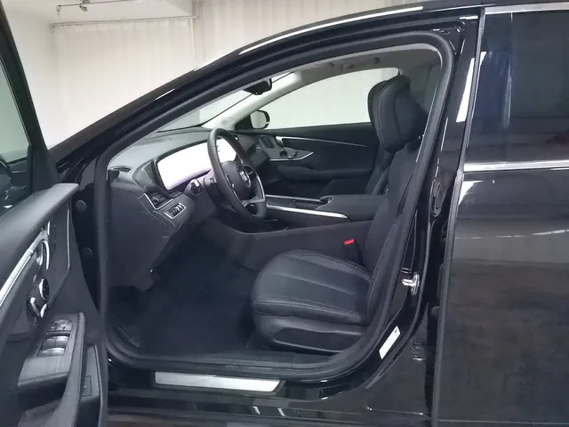 Buick 2026 LaCrosse 2.0T 28T Platinum Edition Automatic Gear 4