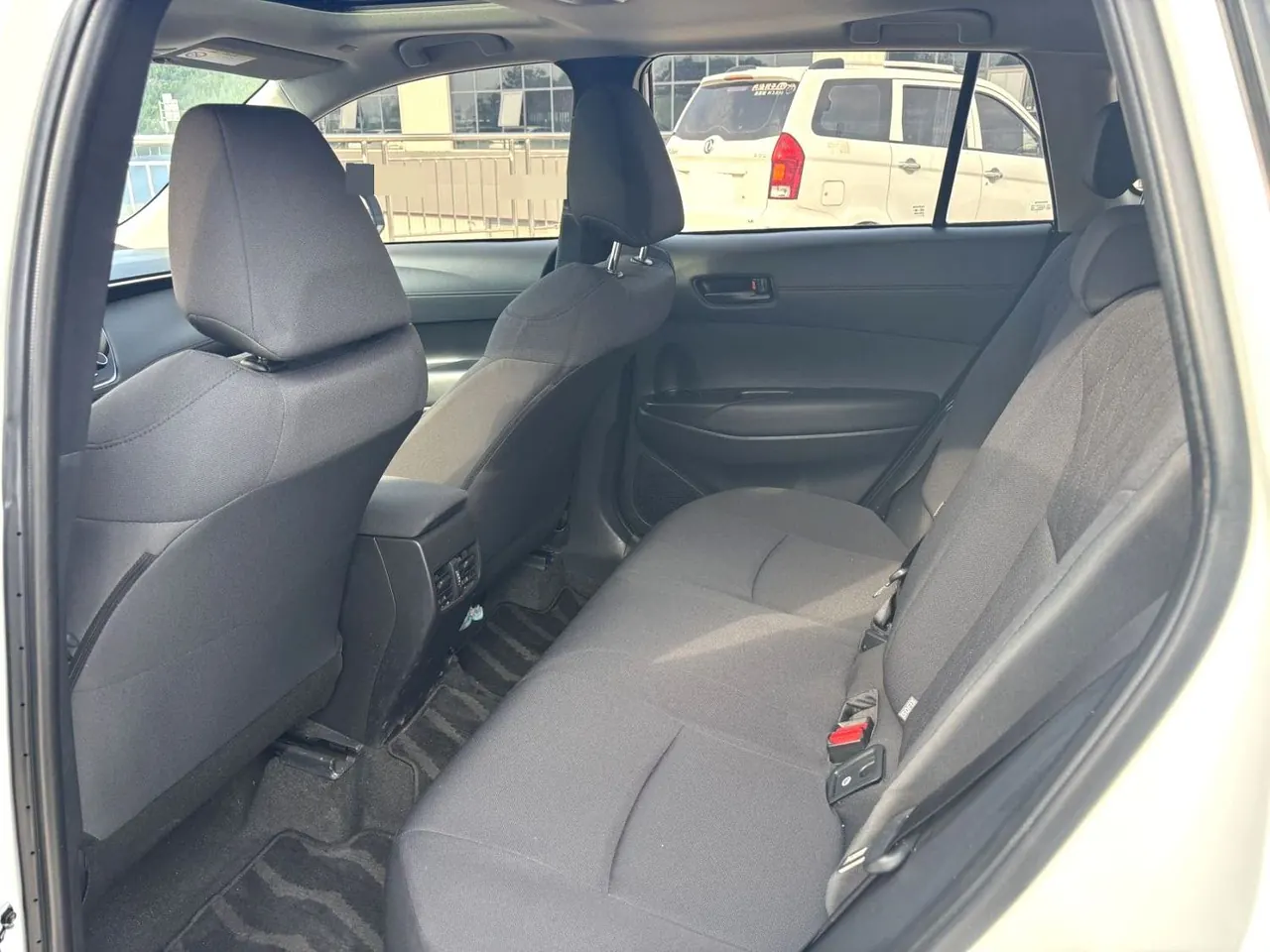 Toyota 2023 Corolla Sharp 2.0 Stepless Pioneer Edition Automatic Gear 4