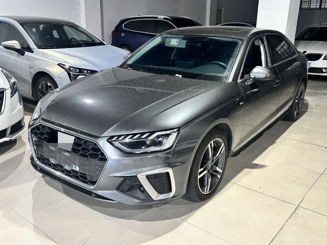 Audi 2020 A4L 2.0TFSI 40TFSI Deluxe Dynamic Automatic - View 1