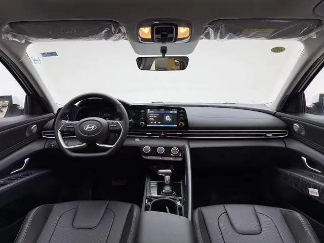 Hyundai 2023 Elantra-sedan 1.5 stepless GLX elite automatic gear 3