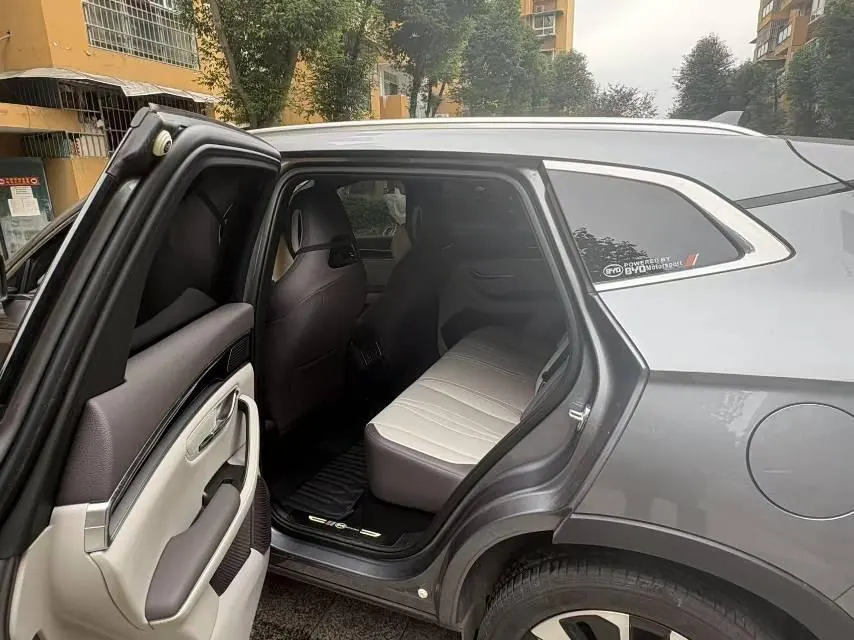 BYD Song PLUS New Energy 2023 Song PLUS DM-i 1.5 Stepless Champion Edition 110KM Flagship PLUS Automatic Gear 3