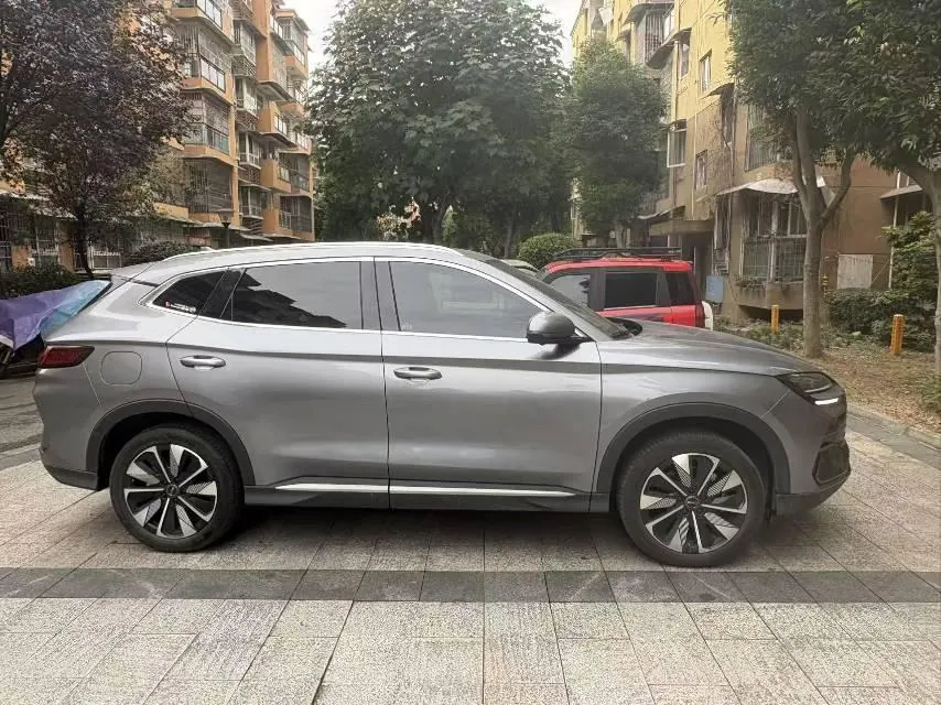 BYD Song PLUS New Energy 2023 Song PLUS DM-i 1.5 Stepless Champion Edition 110KM Flagship PLUS Automatic Gear 4