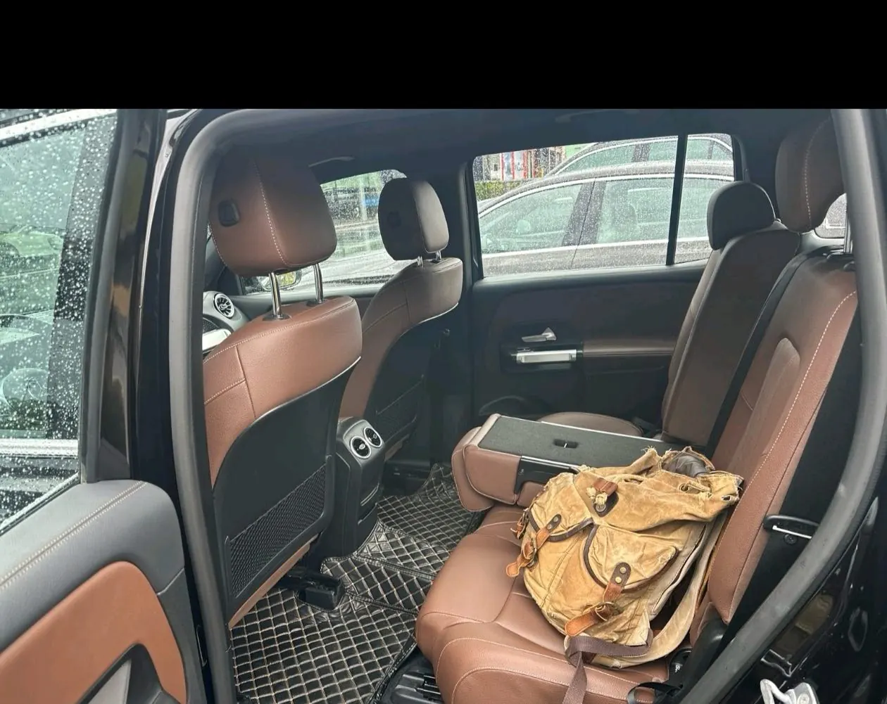 Mercedes Benz 2025 GLB 220 48V 2.0T fashion automatic gear 2