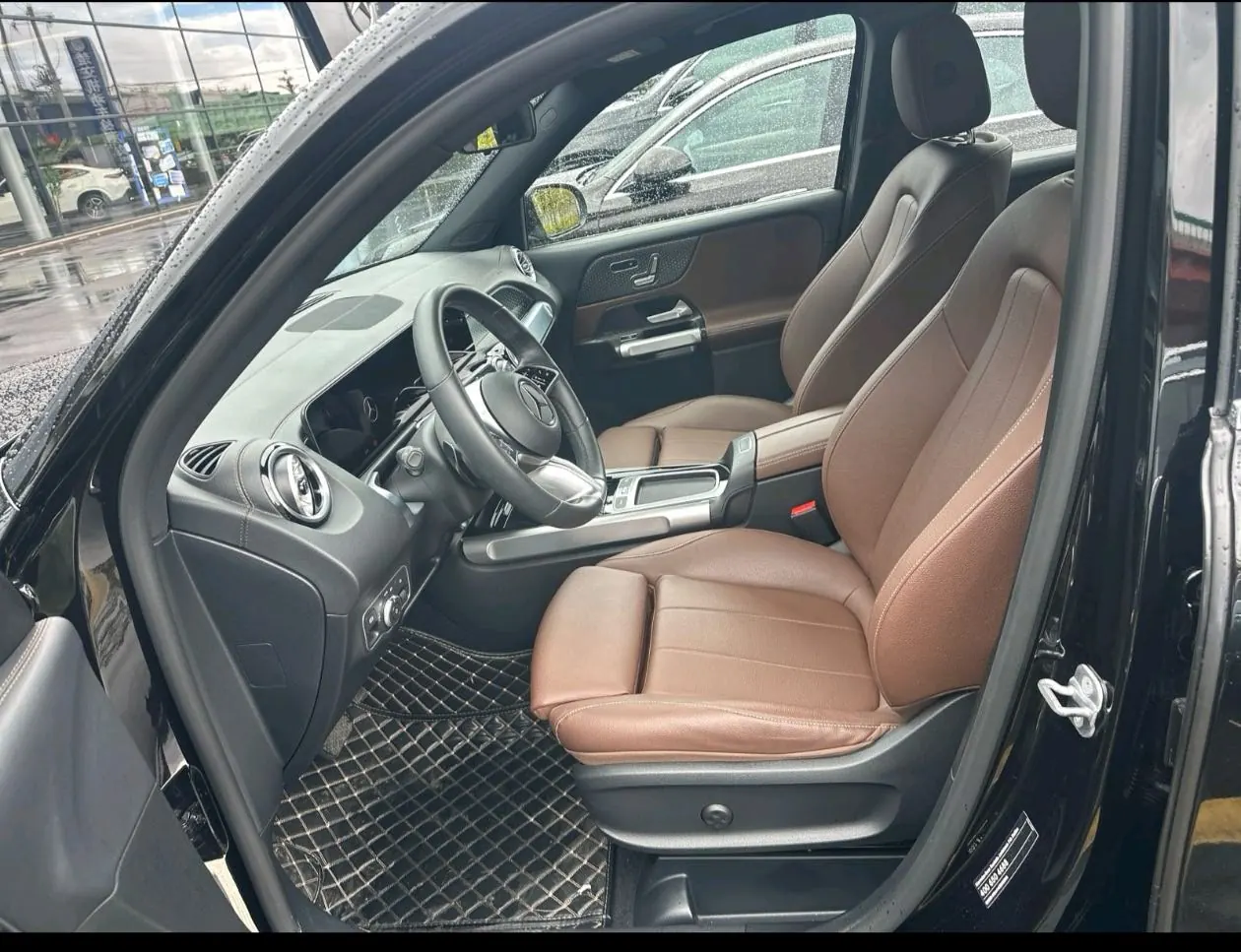 Mercedes Benz 2025 GLB 220 48V 2.0T fashion automatic gear 6