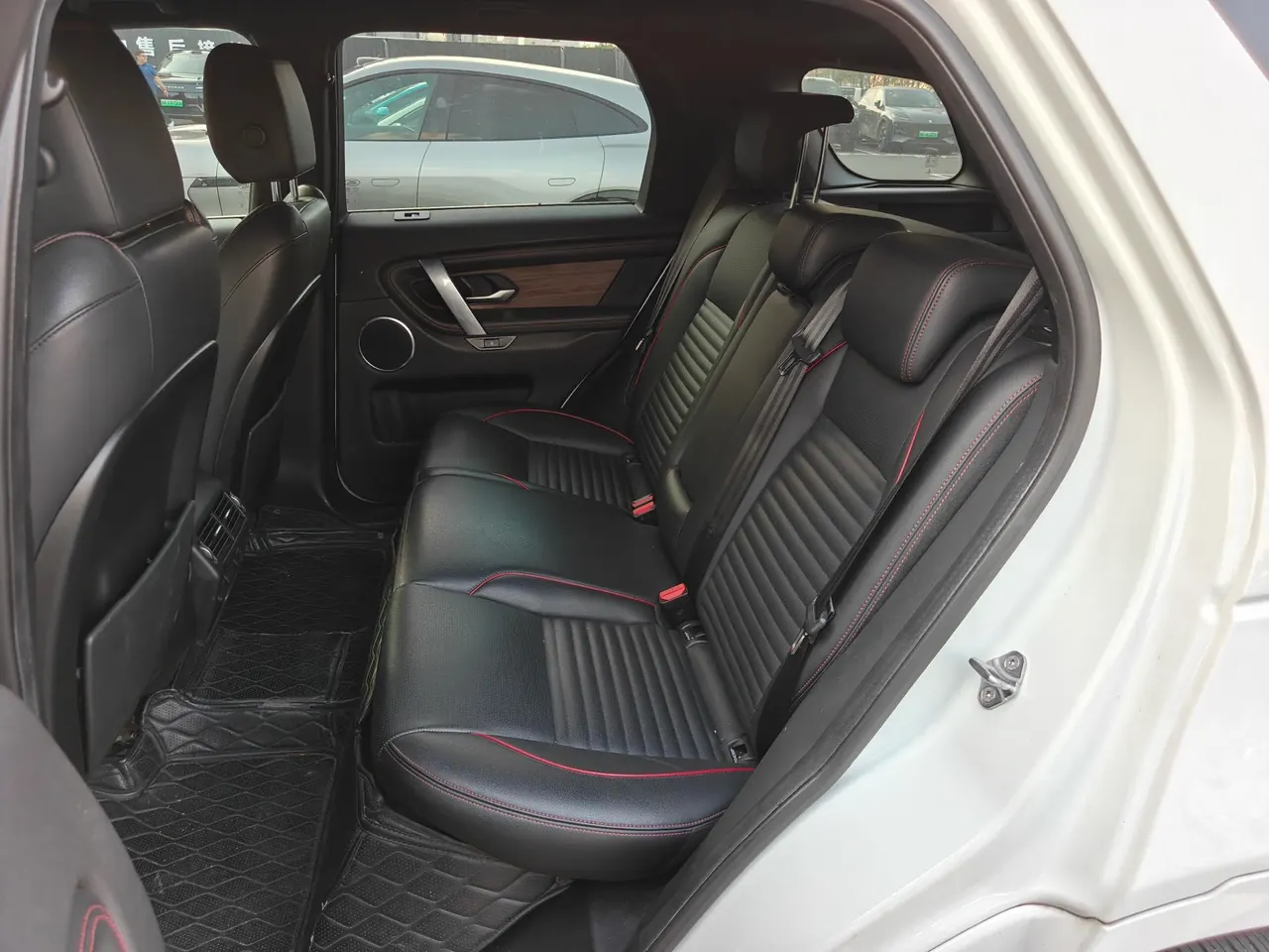 Land Rover 2020 Discovery Sports Edition 48V 2.0T 249PS R-Dynamic S Performance Edition Automatic Gear 4