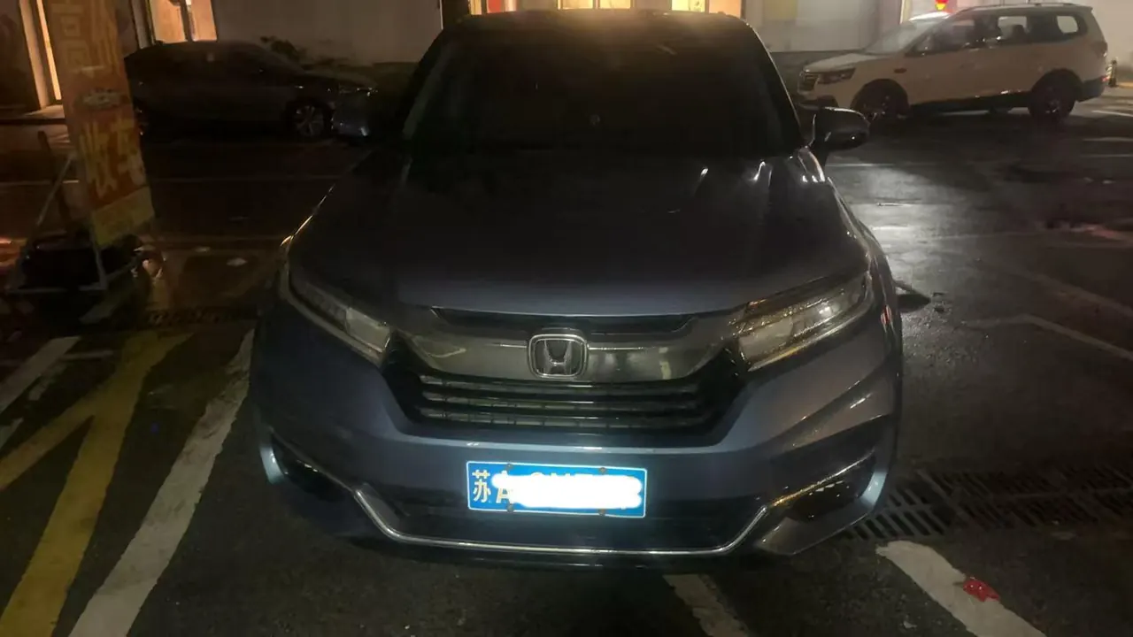 Honda 2020 Crown Road 2.0T 370TURBO Two-Drive Deluxe Automatic Gear 2