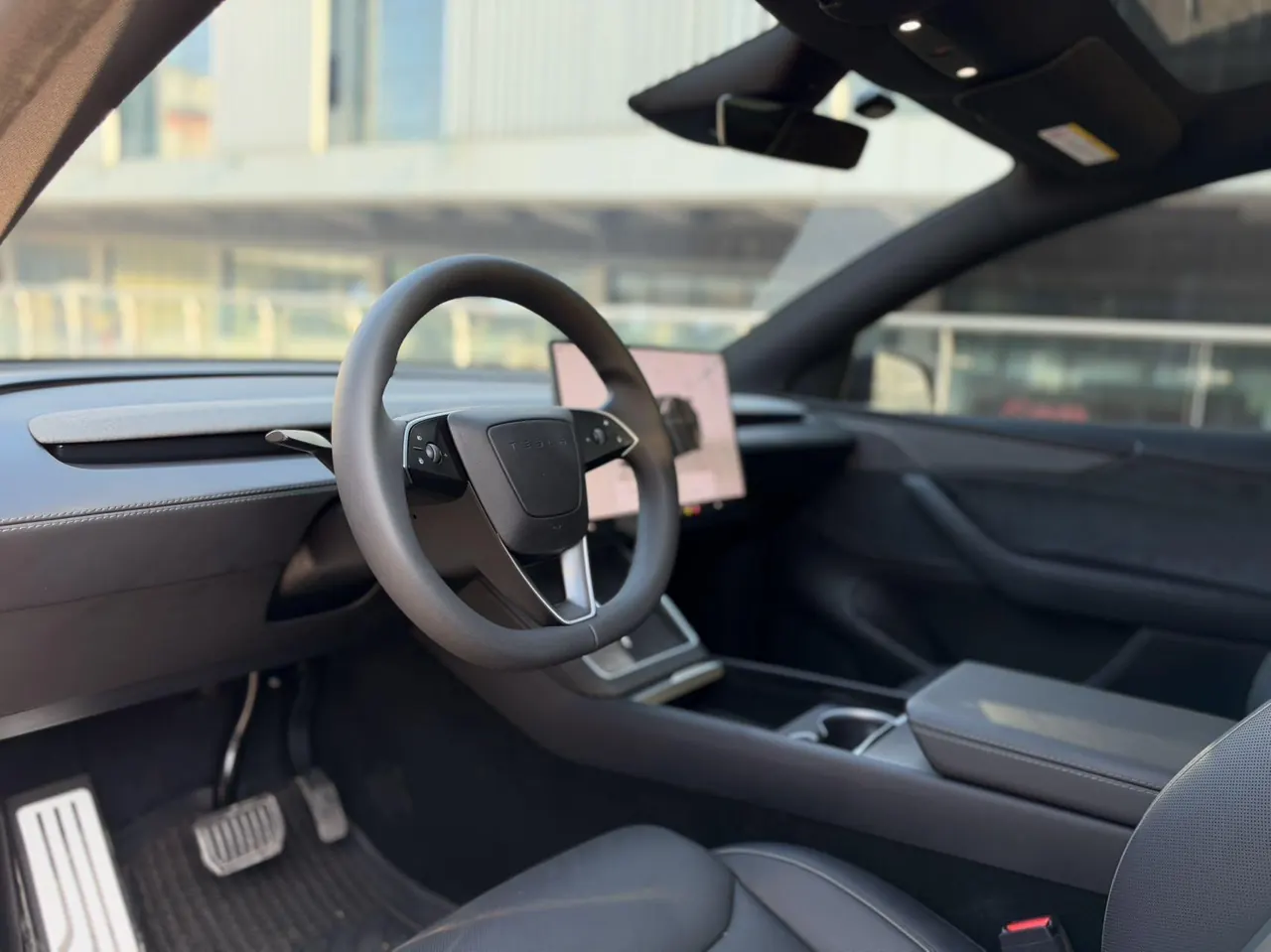 Tesla 2025 Model Y L Long Endurance All-Wheel Drive Automatic Transmission 4