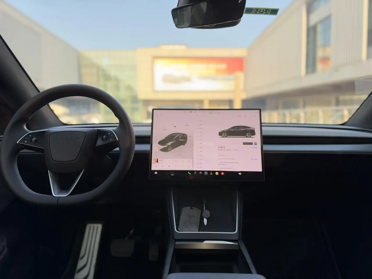 Tesla 2025 Model Y L Long Endurance All-Wheel Drive Automatic Transmission 5