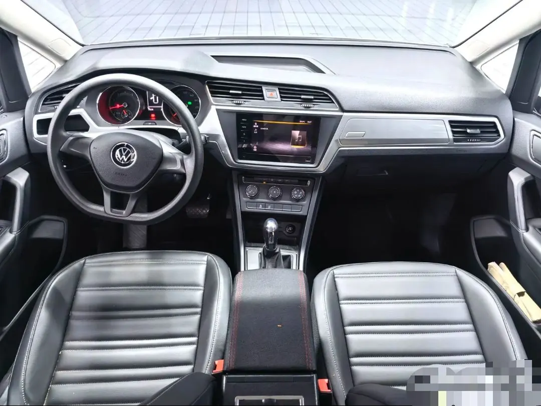 Volkswagen 2021 Touran L 1.4TSI 280TSI Fashion Edition 7-seat Automatic Gear - View 1