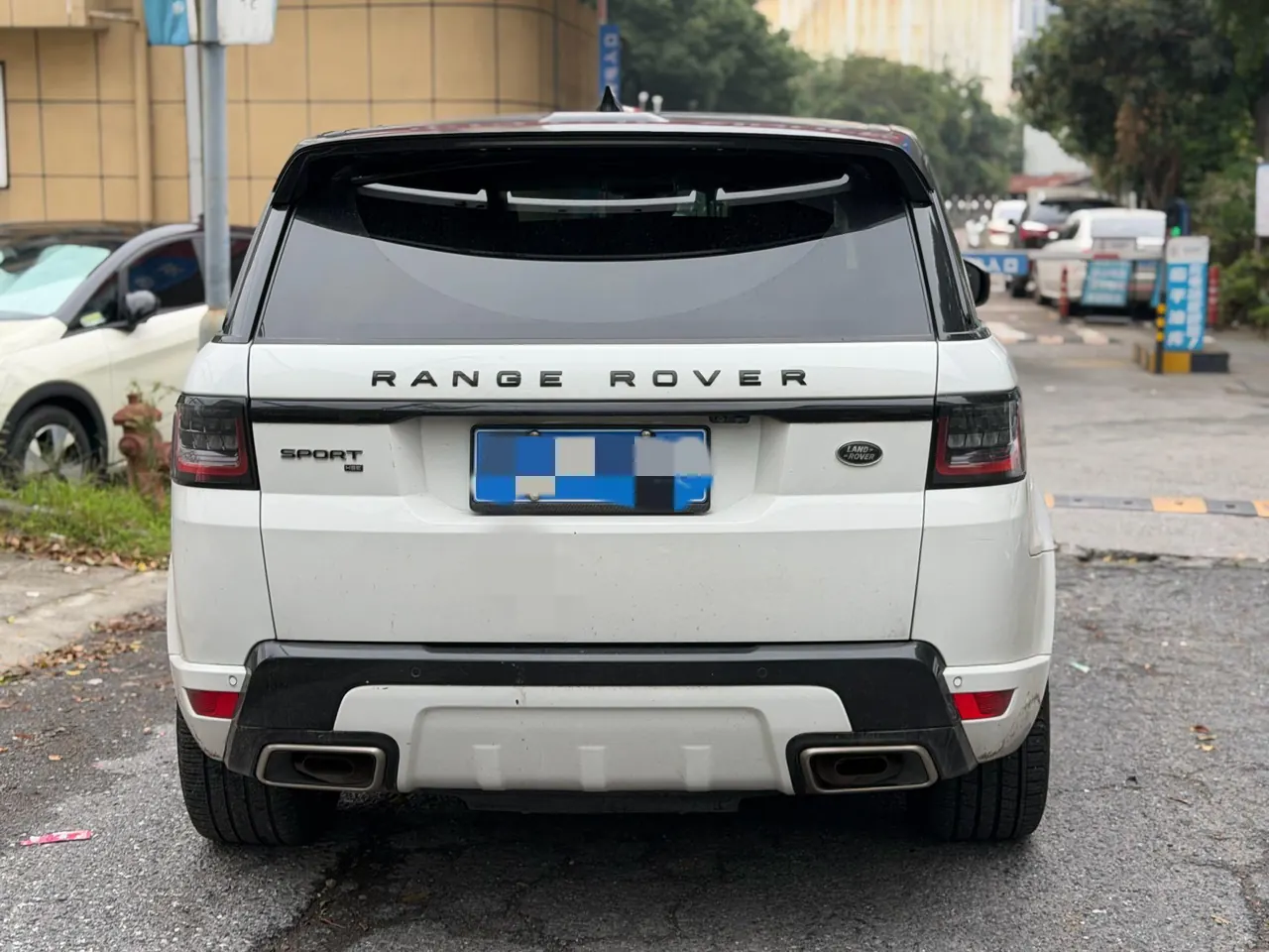 Land Rover Range Rover Sport Edition (Imported) 2021 Range Rover Sport Edition 48V 3.0T L6 Yao Black Edition Automatic Gear 3