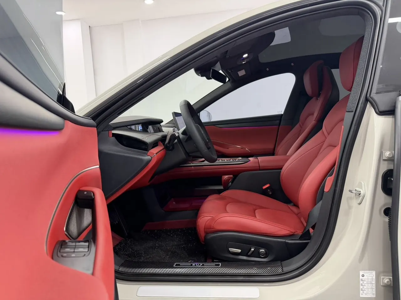 MI 2024 SU 7 830km Rear Drive Ultra Long Endurance High-end Smart Drive Pro Edition Automatic Gear 5