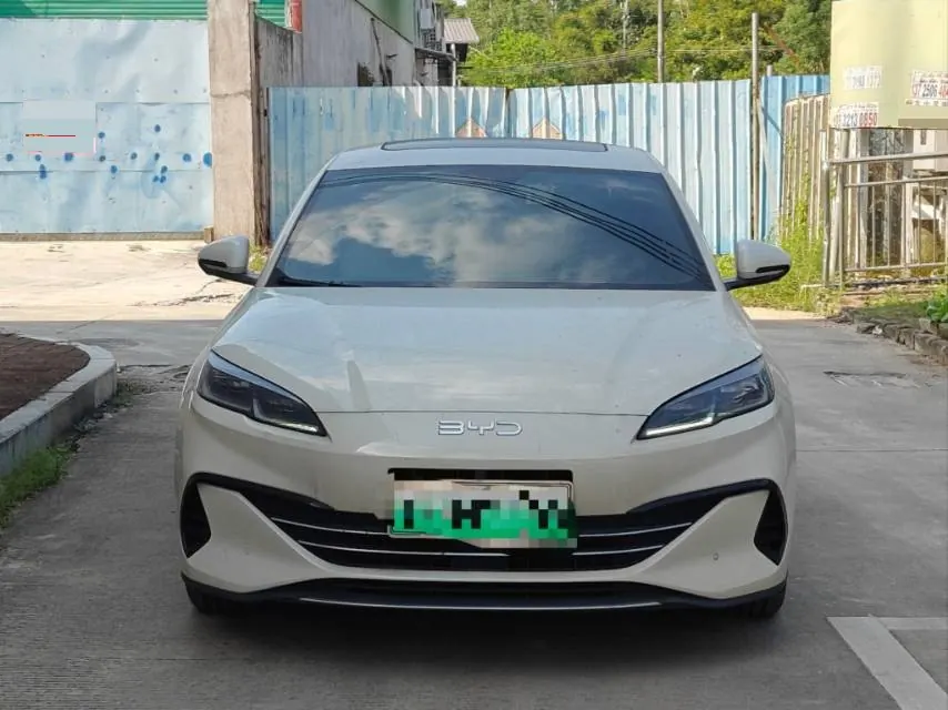 BYD 2024 Seal 06 DM-i 1.5 Stepless 120KM Honorable Automatic Gear 2