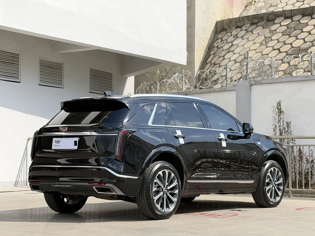 Cadillac 2026 XT5 48V 2.0T Metropolitan Automatic Gear 9