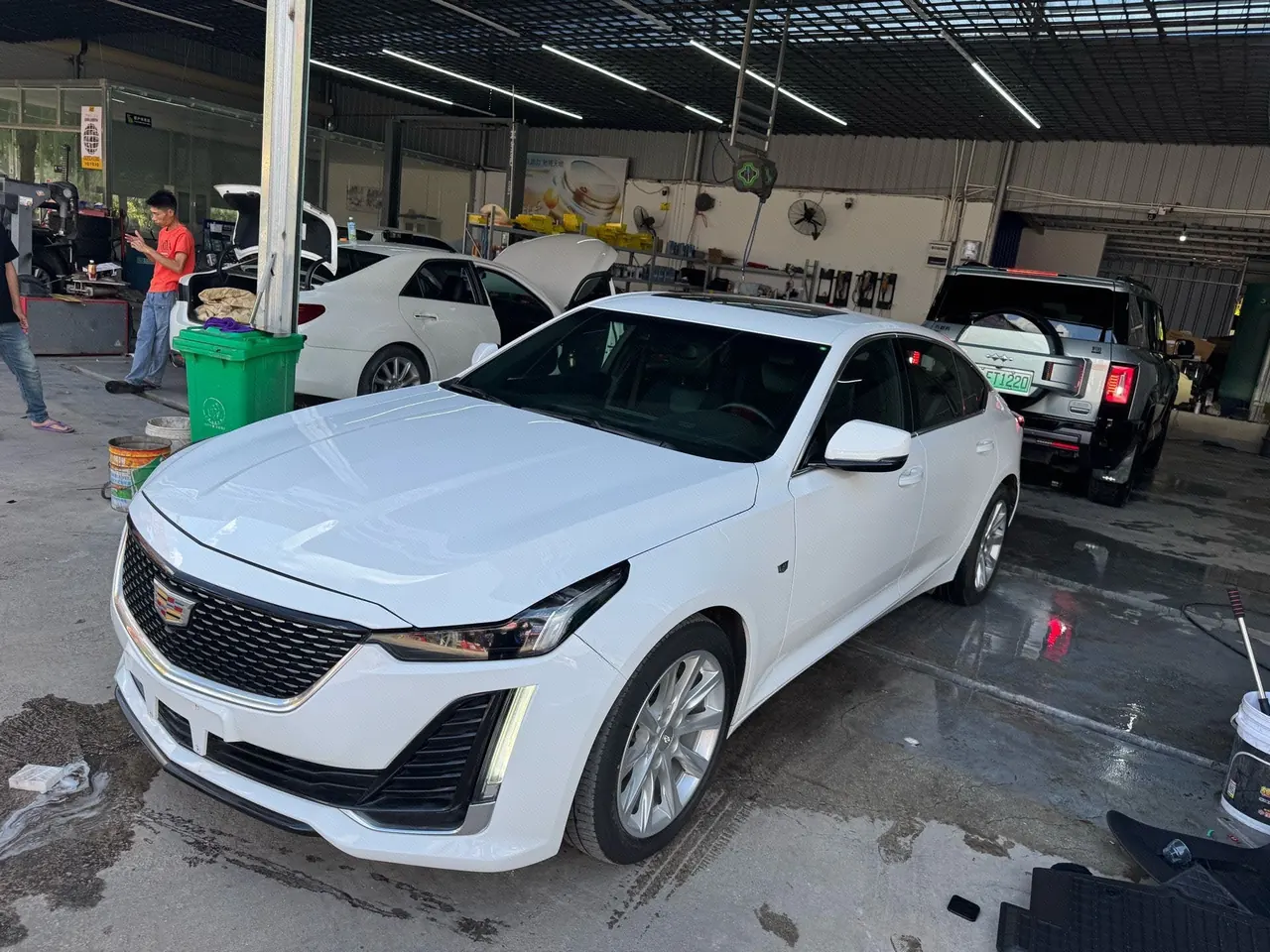 Cadillac 2021 CT5 2.0T 28T technical automatic gear - View 1