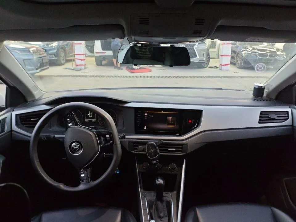 Volkswagen 2021 POLO Plus 1.5 Panoramic Music Edition Automatic Gear 3