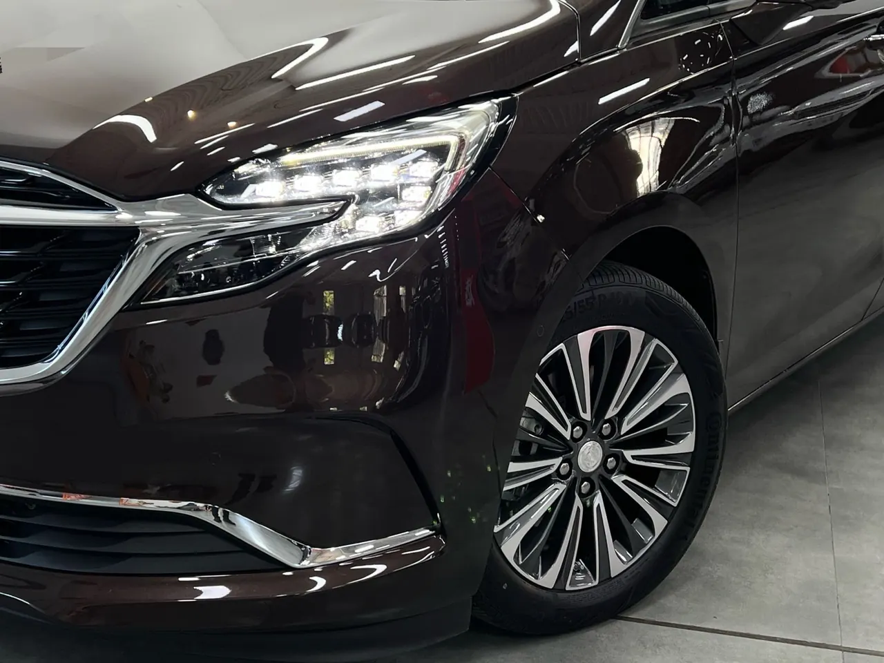 Buick 2021 GL8 ES Lu Zun 2.0T 653T Luxury Automatic Gear 2